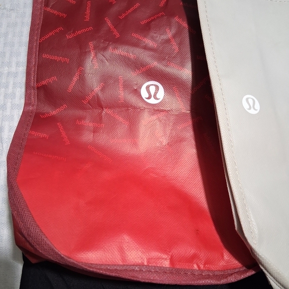 lululemon athletica Red, Beige, and White Tote Set - Picture 3 of 7